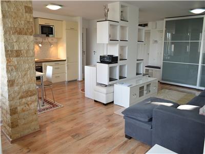 Apartament cu 3 Camere si Garaj de Inchiriat in Zona Semicentrala