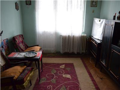 Apartament 2 Camere de Vanzare Zona Dambu Pietros