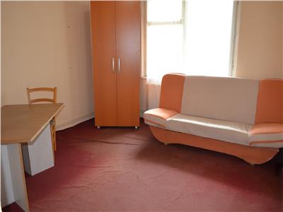 Apartament 1 Camera de Vanzare Zona Pandurilor