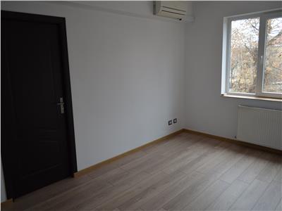 Spatiu Comercial 2 Camere de Inchiriat Zona Ultracentrala