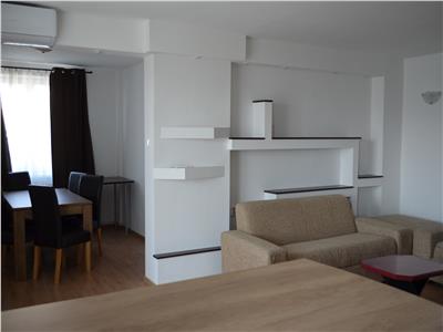 Ap. de Inchiriat cu 4 Camere si Garaj Zona Centrala
